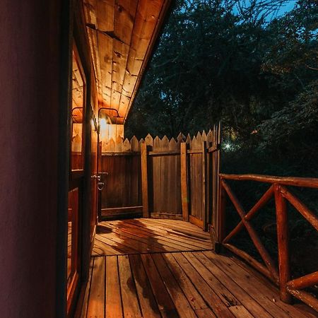 Escarpment Luxury Lodge Manyara Mto wa Mbu Kültér fotó