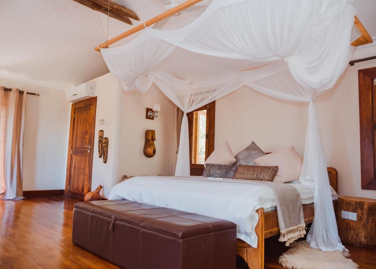 Escarpment Luxury Lodge Manyara Mto wa Mbu Kültér fotó