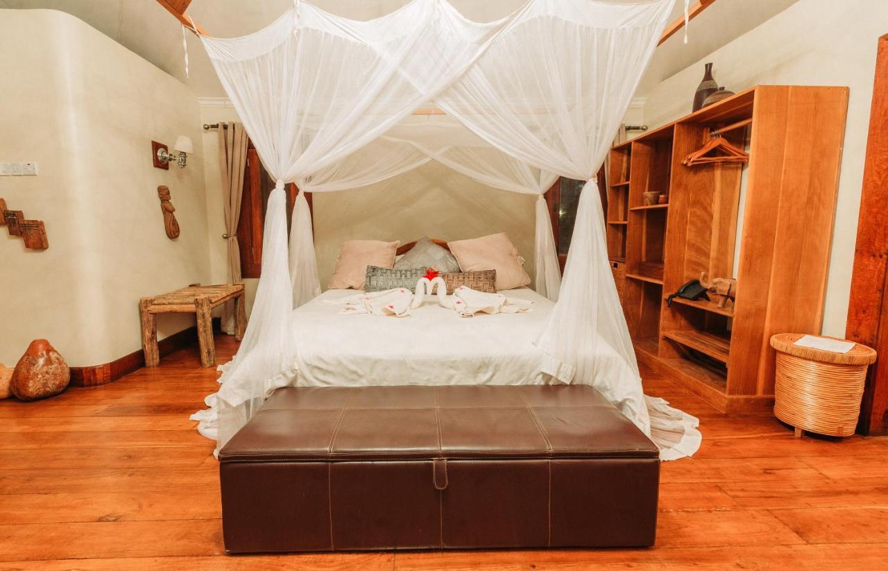 Escarpment Luxury Lodge Manyara Mto wa Mbu Kültér fotó
