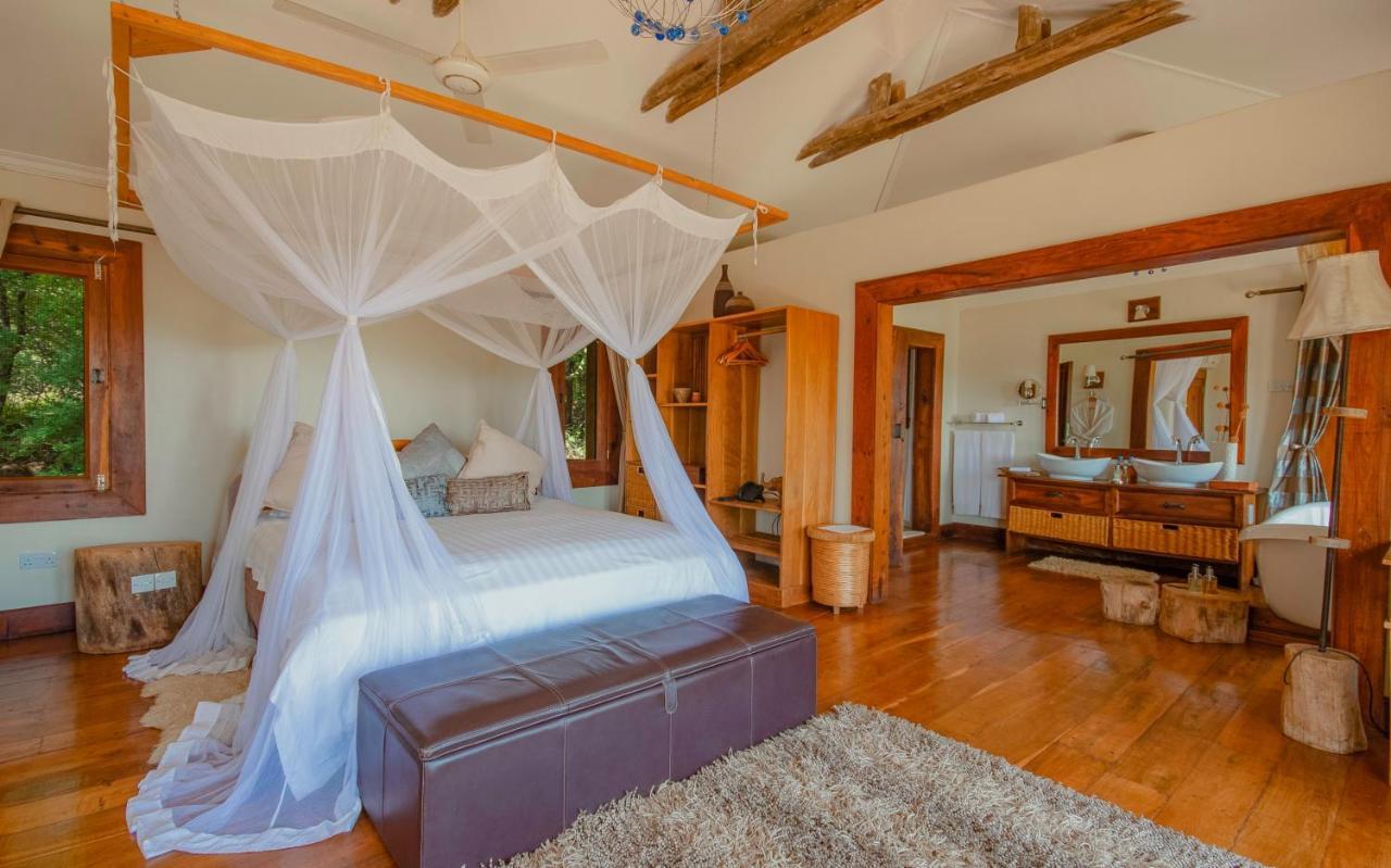 Escarpment Luxury Lodge Manyara Mto wa Mbu Kültér fotó